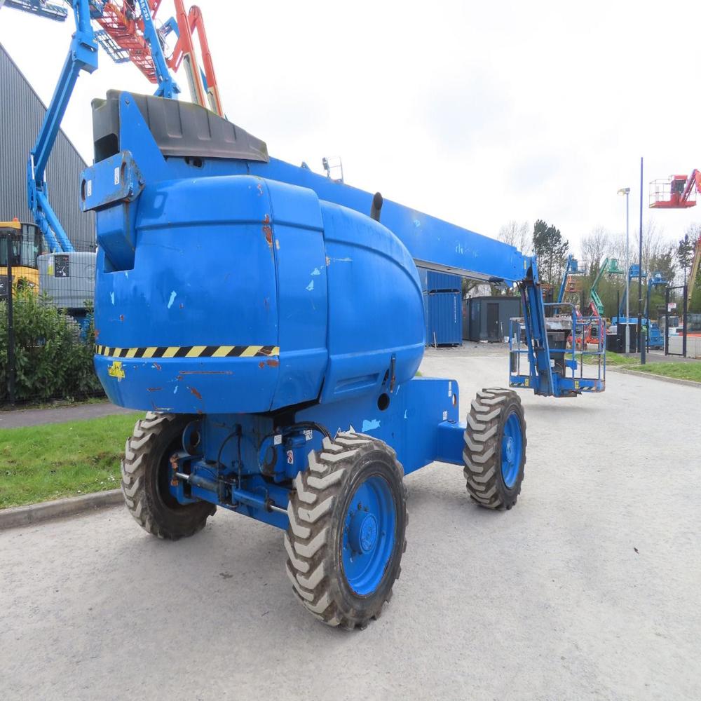JLG 660SJ Boom Lift