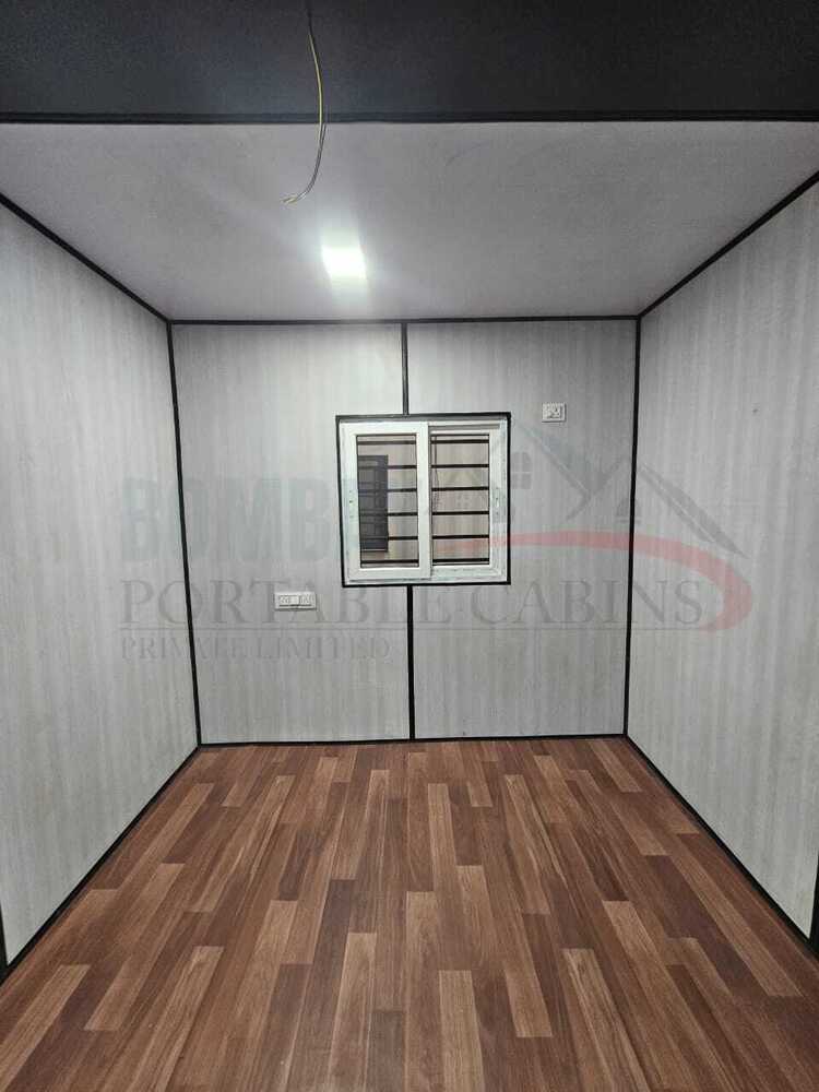 20/10 Mini Home Cabin