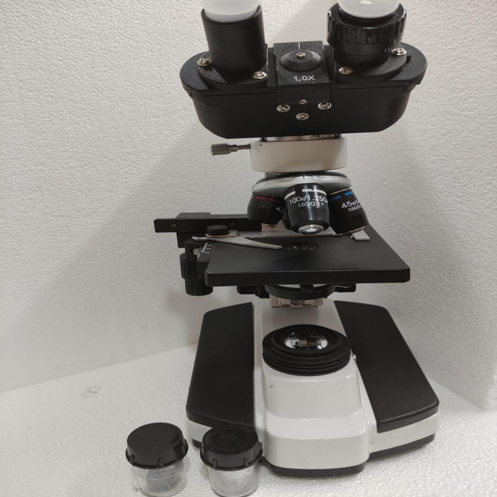 CO -AXIAL BINOCULAR RESEARCH MICROSCOPE