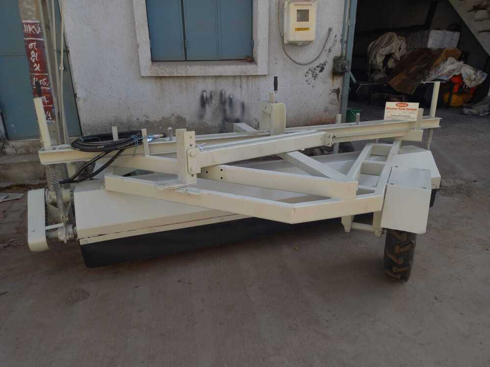 MECHANICAL BROOM