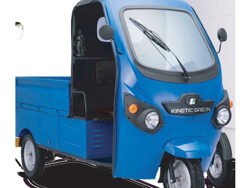 Kinetic Green Safar Jumbo E- Rickshaw