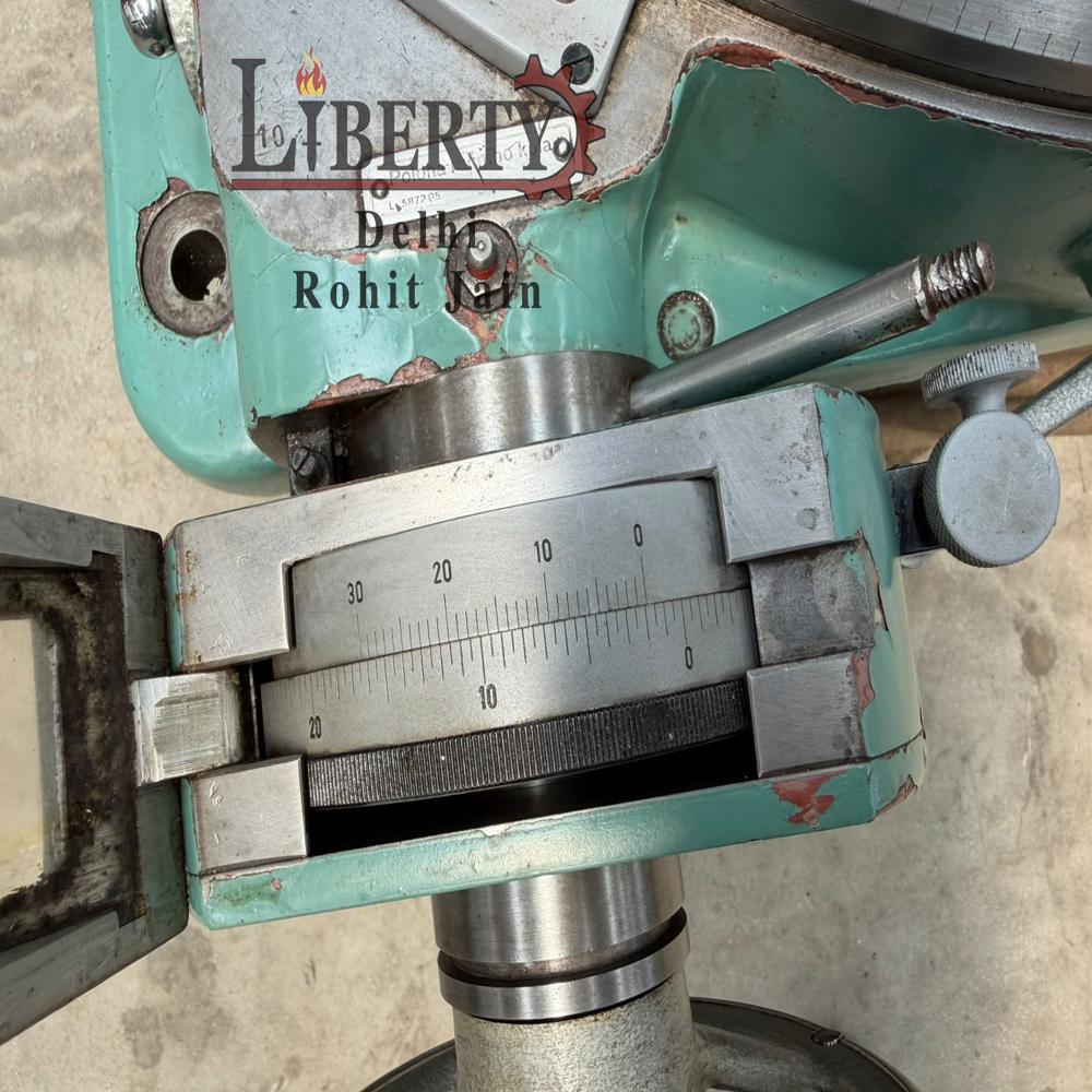 MAS Czech 700 mm Diameter Precision Rotary Table