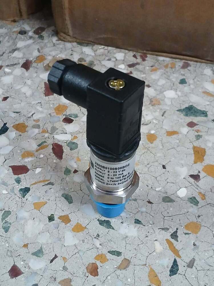 SETRA Pressure Transmitter 3200B0100S05BO2 Range 0 to 100 Bar