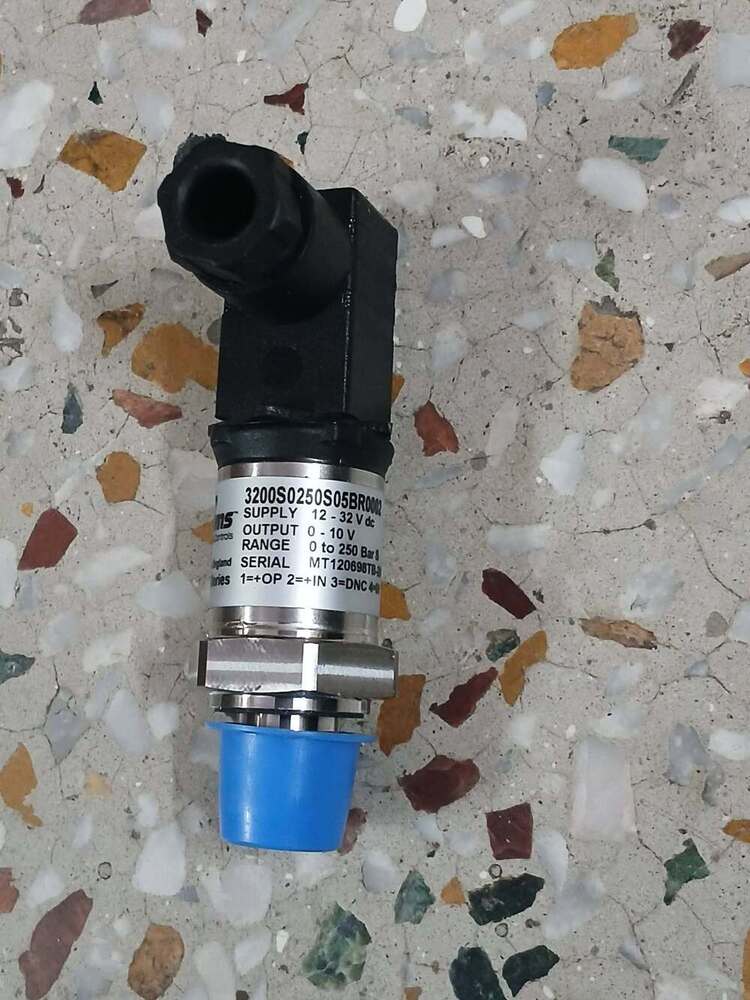 GEMS Pressure Transmitter Part No 3200S0250S05BR0002 Range 0 TO 250 Bar