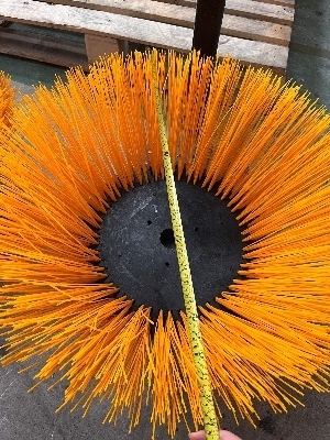Dulevo 850 Side Brush - Color: Yellow