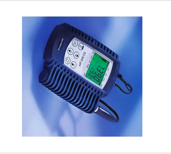 Waterproof Handheld Ph Meter - Features: Automatic Temperature Compensation