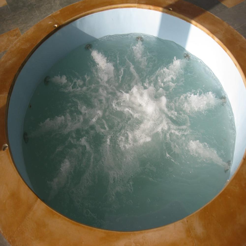 FRP JACUZZI BATH TUB
