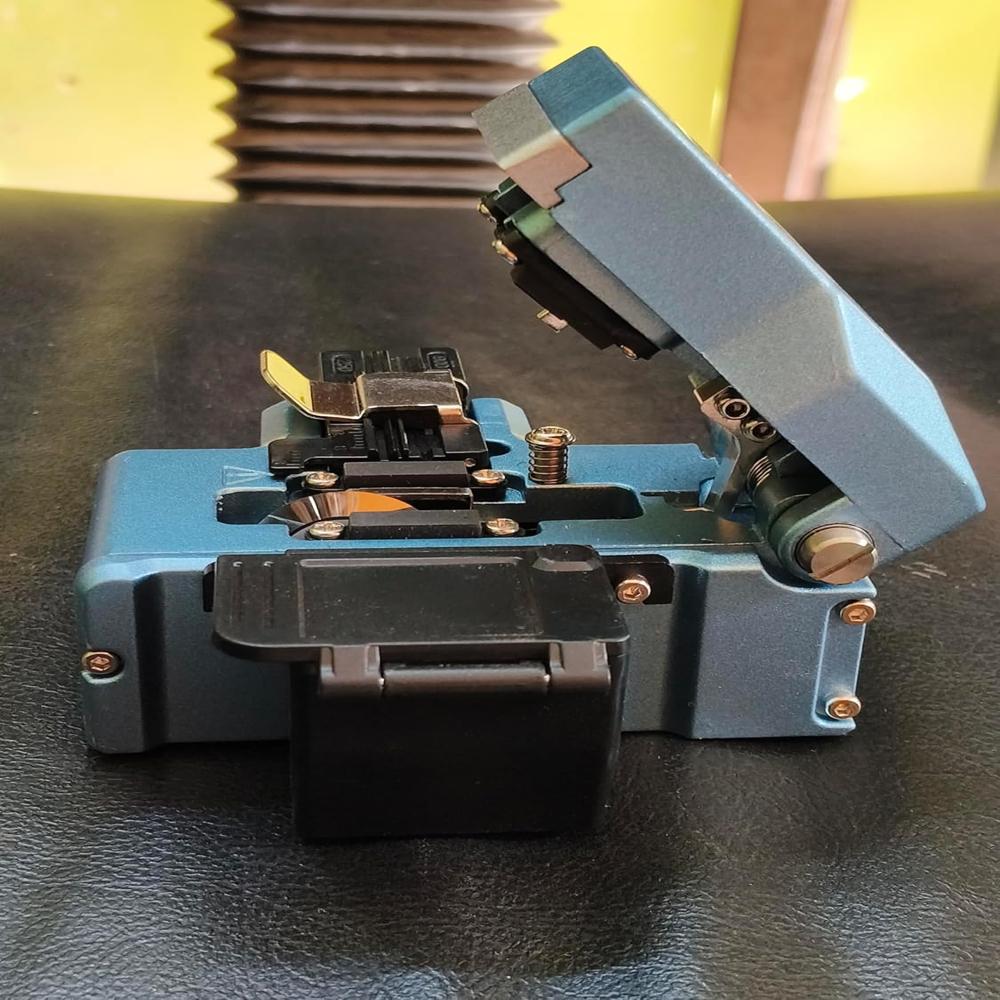 Skl Hs-30V High Precision Fiber Cleaver - Color: Blue