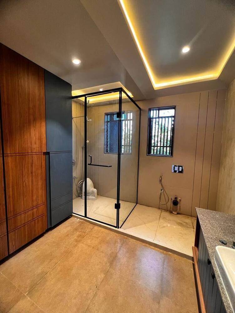 L Shaped Glass Shower Cubicle