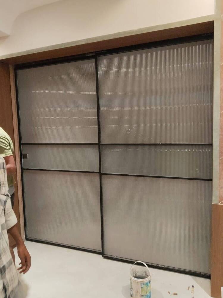 1+1 Fixed And Sliding Glass Partition