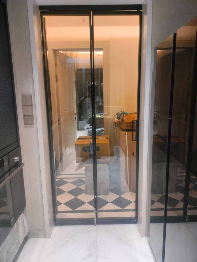 45mm Folding Door With Clear Glass