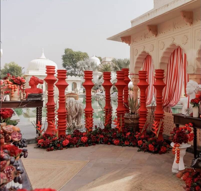 Wedding Fiber Pillar