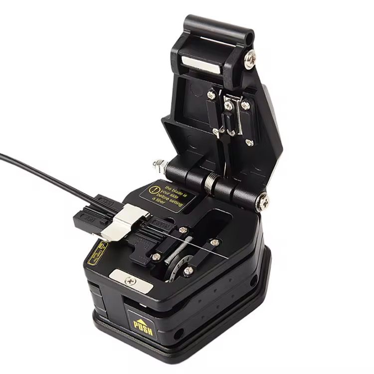 AUA-6C Optic fiber Cleaver