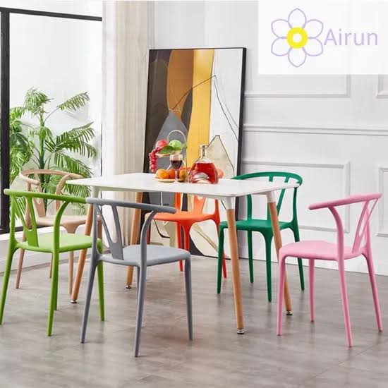 Modern Look Restaurant Chair
