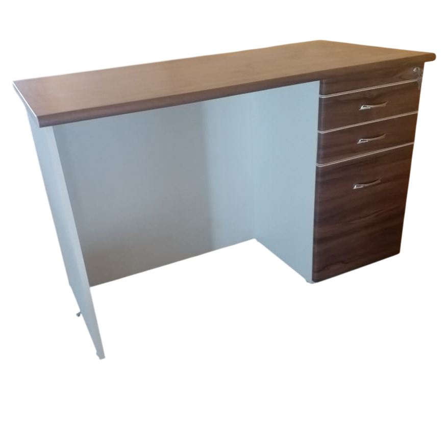 Engineered Wood Computer Desk