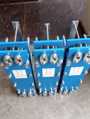 Gasket plate heat exchangers