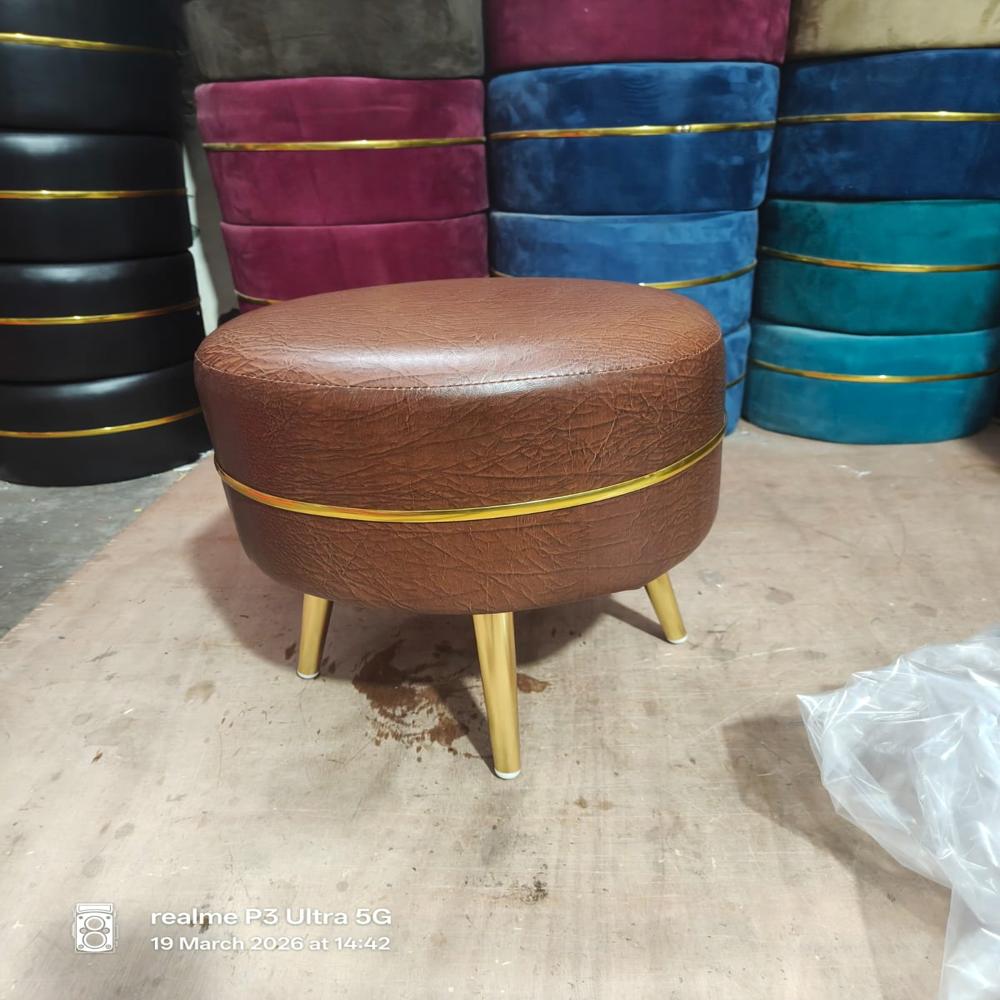 PUFFY FIBRIC CHAIR
