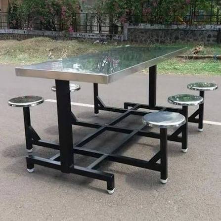 Six Seater Folding Dinning Table