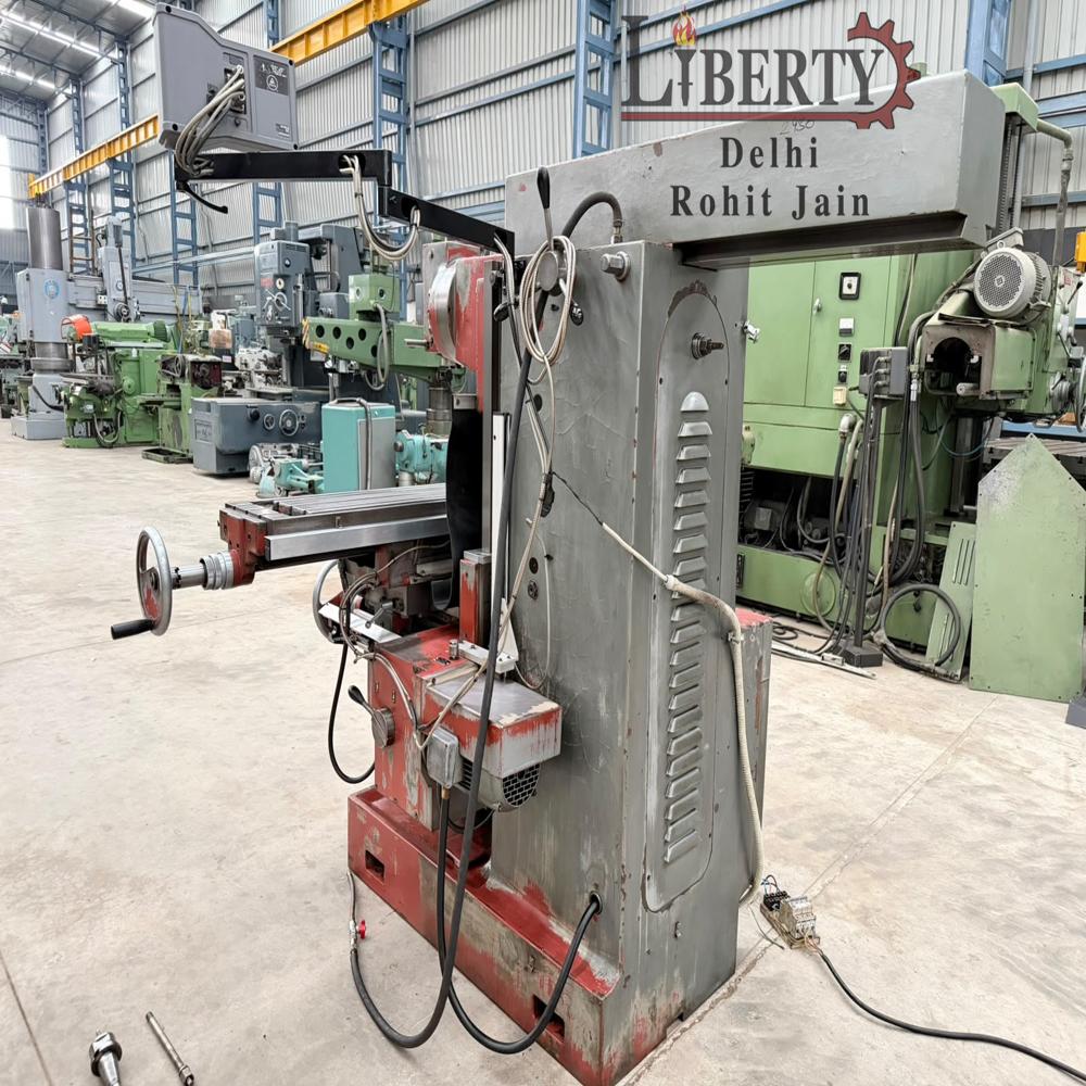 Rigiva Italy 1300 mm x 300 mm Universal Milling Machine