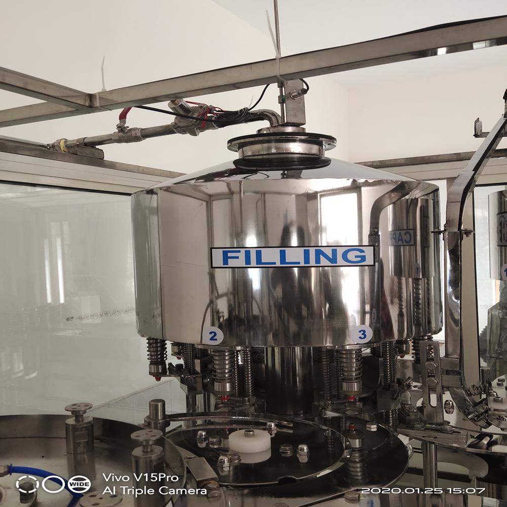mineral water filling machine