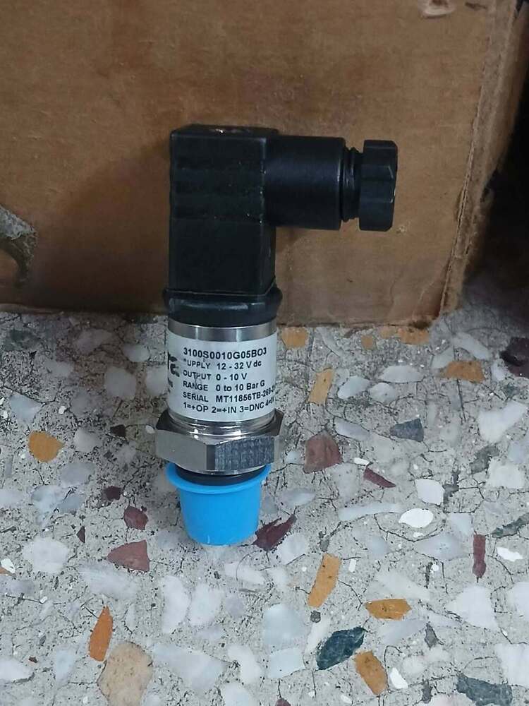 SETRA Pressure Transmitter Part No 3100S0010G05BO3 Range 0 TO 10 Bar