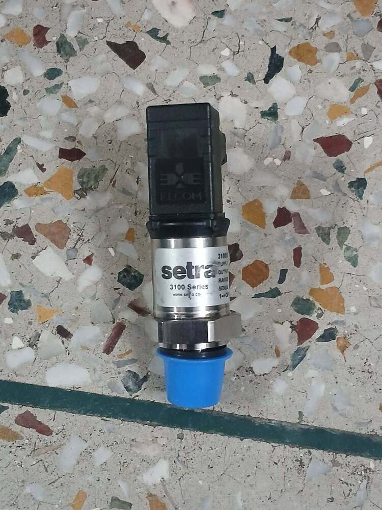 SETRA Pressure Transmitter Part No 3100S0010G05BO3 Range 0 TO 10 Bar