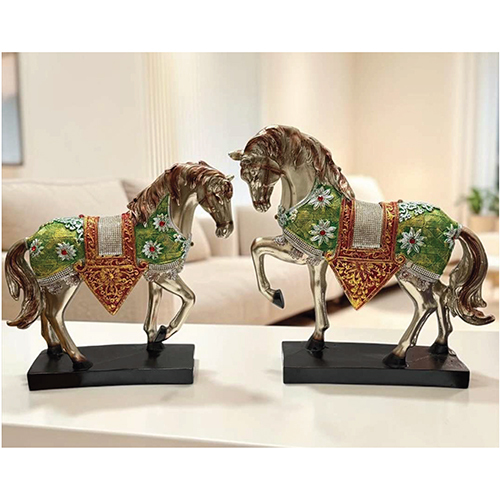 Horse Showpiece - Size: 25 X 11 X 3