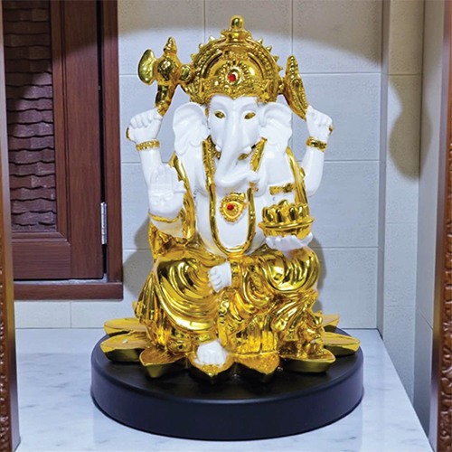 Rk-412 Ganesh Ji Showpiece - Color: White And Gold