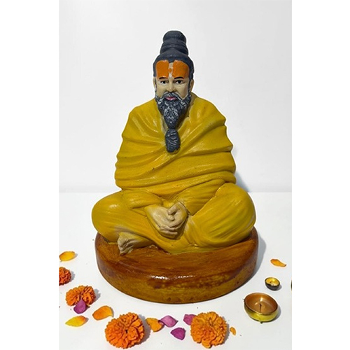 Premanand Ji Car Dashboard Idols - Size: 4 X 3 X 3