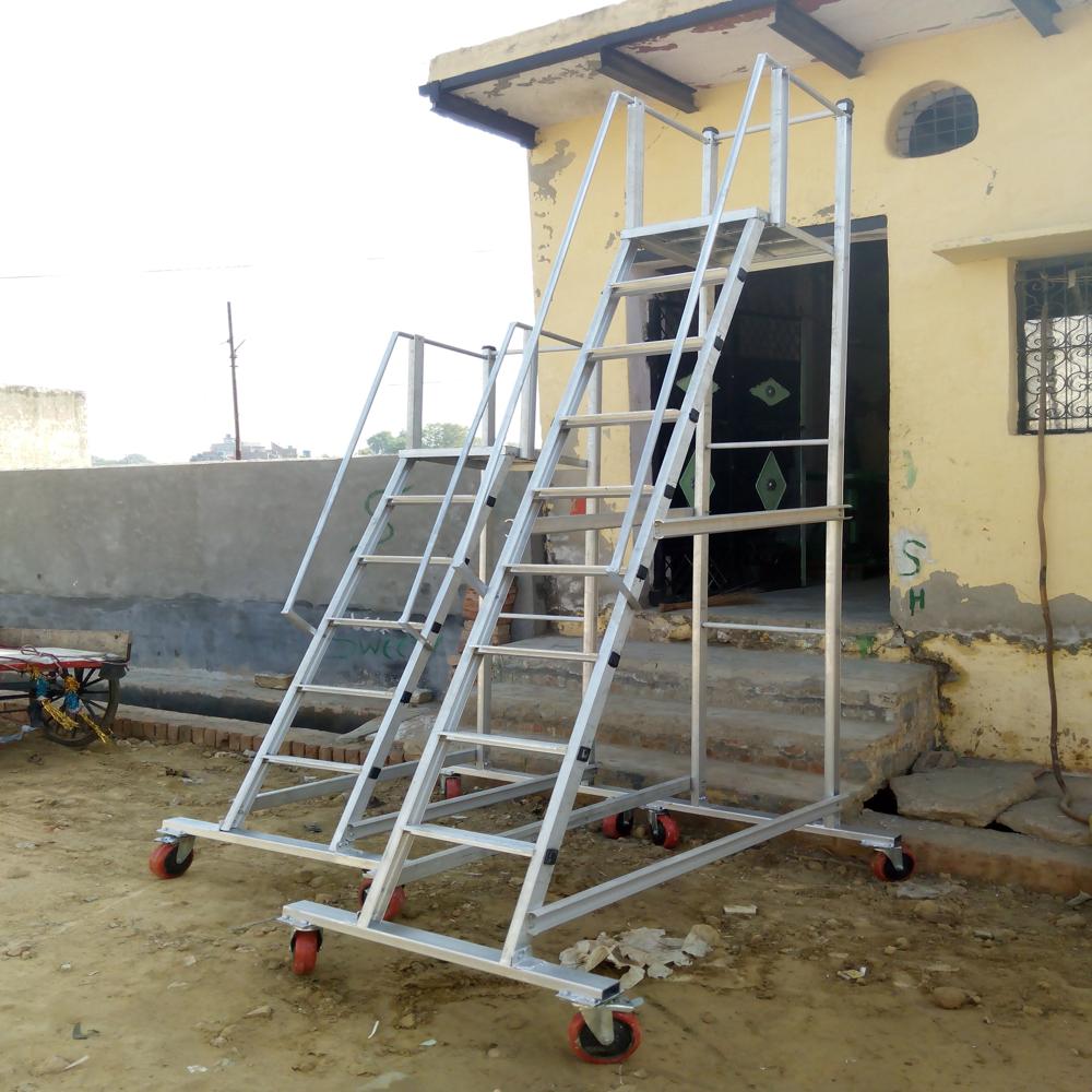 Aluminium trolly step ladder
