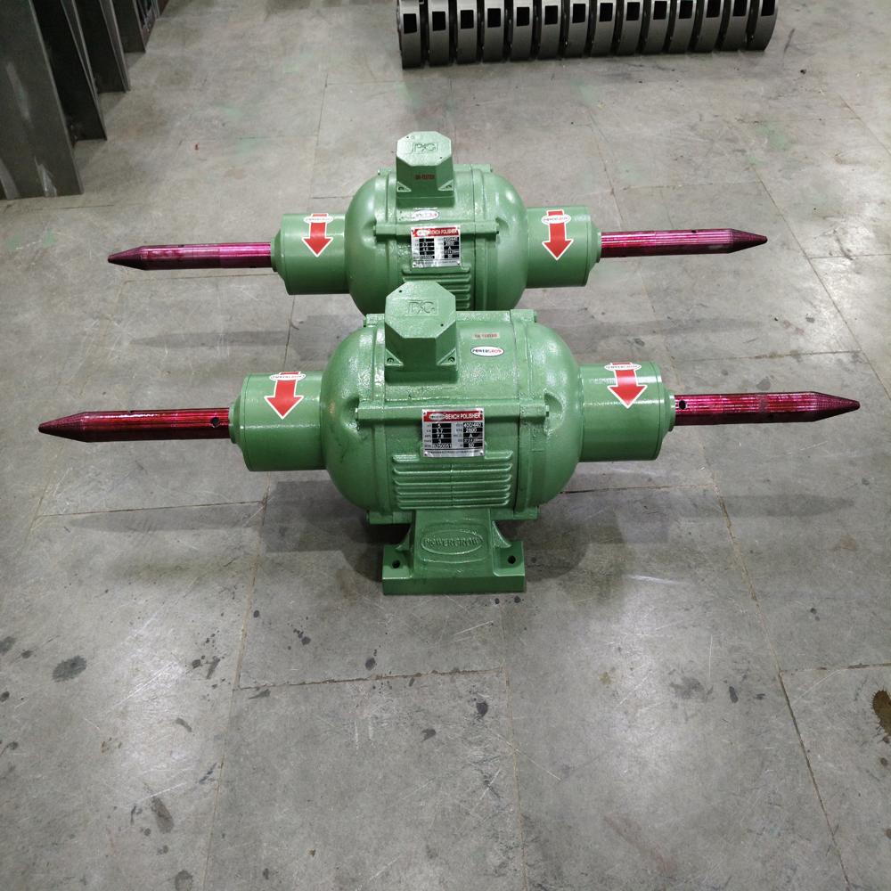 FOUR BEARING POLSHER