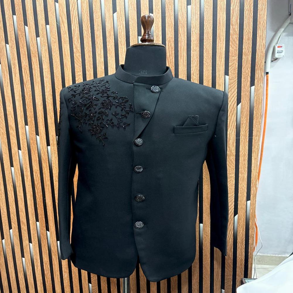 Premium Structured Embroidered Jodhpuri