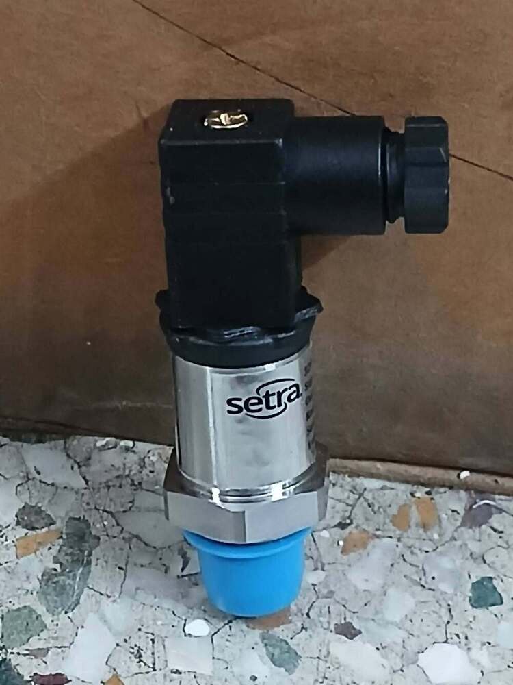 SETRA Pressure Transmitter Part No 3200B0600S05B00001 Range 0 TO 600 Bar