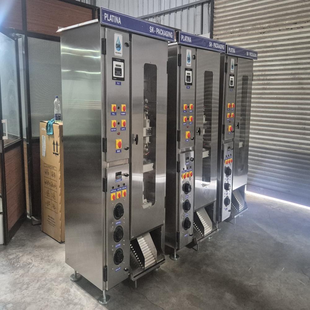 Edible Oil Pouch Packing Machine