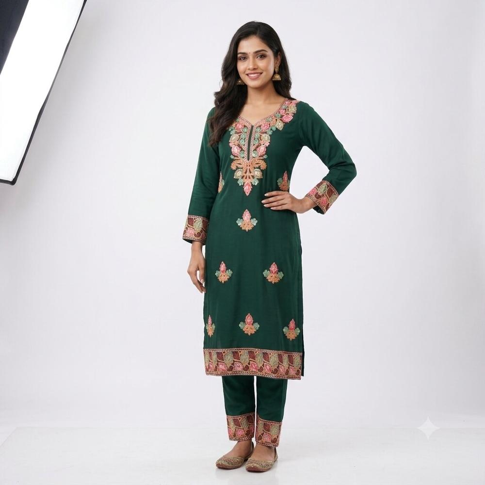 Elegant Bottle Green Floral Embroidered Kurta Pant Set
