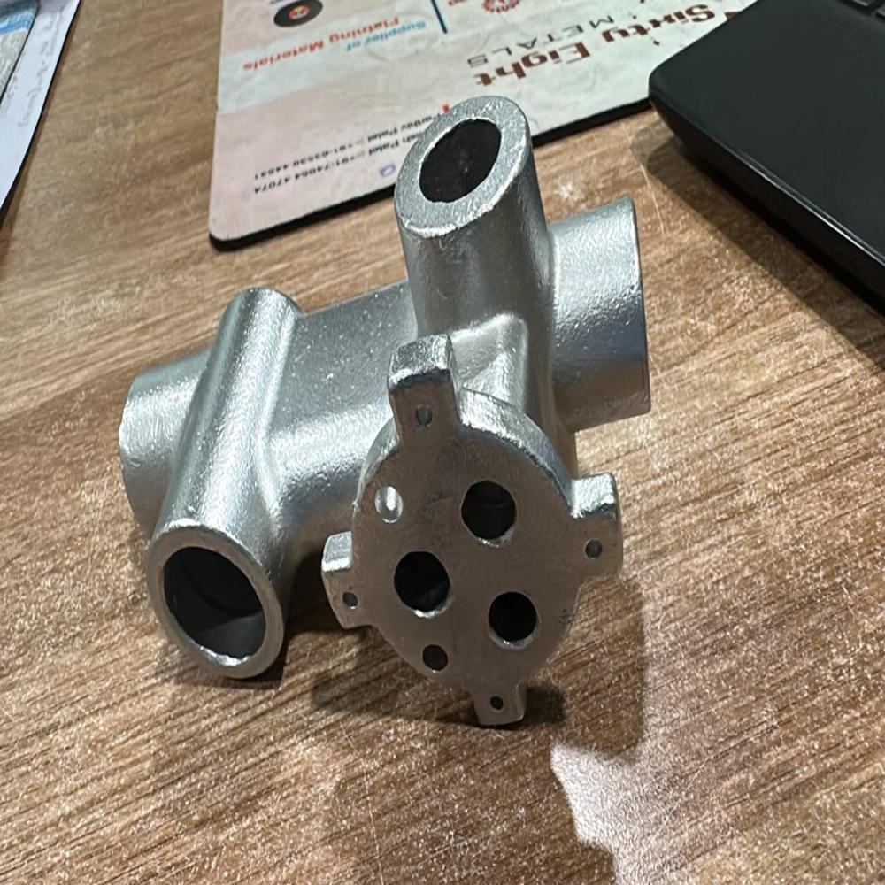 Control valve body connector casting