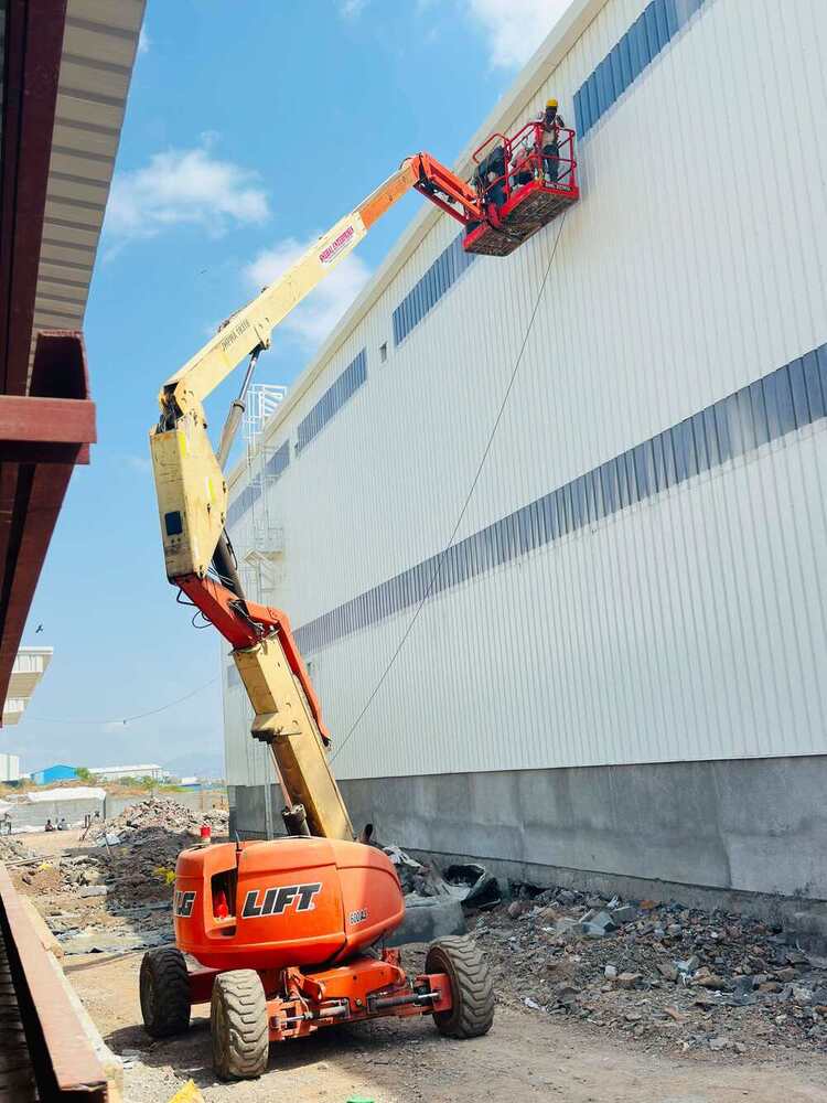 600AJ JLG Boom Lift