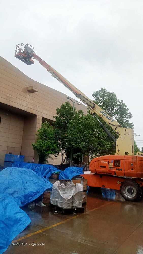 800S JLG Boom Lift