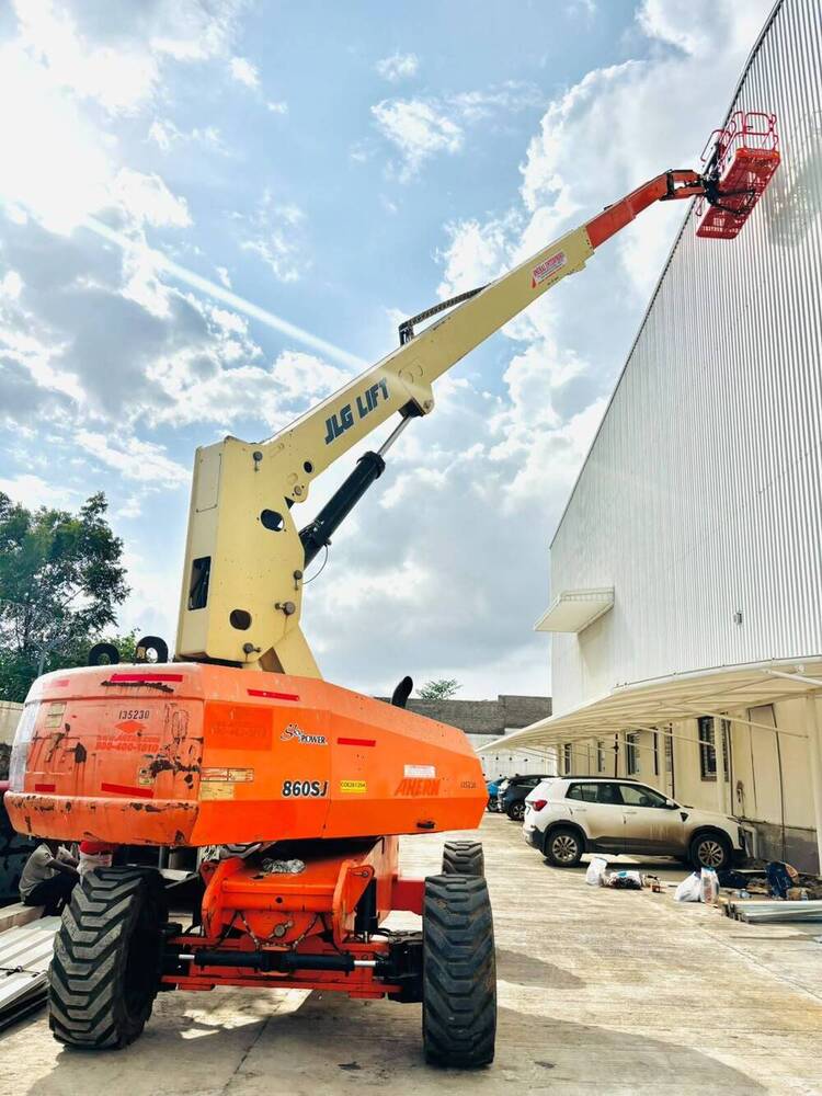 800S JLG Boom Lift