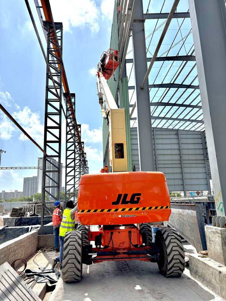 800S JLG Boom Lift