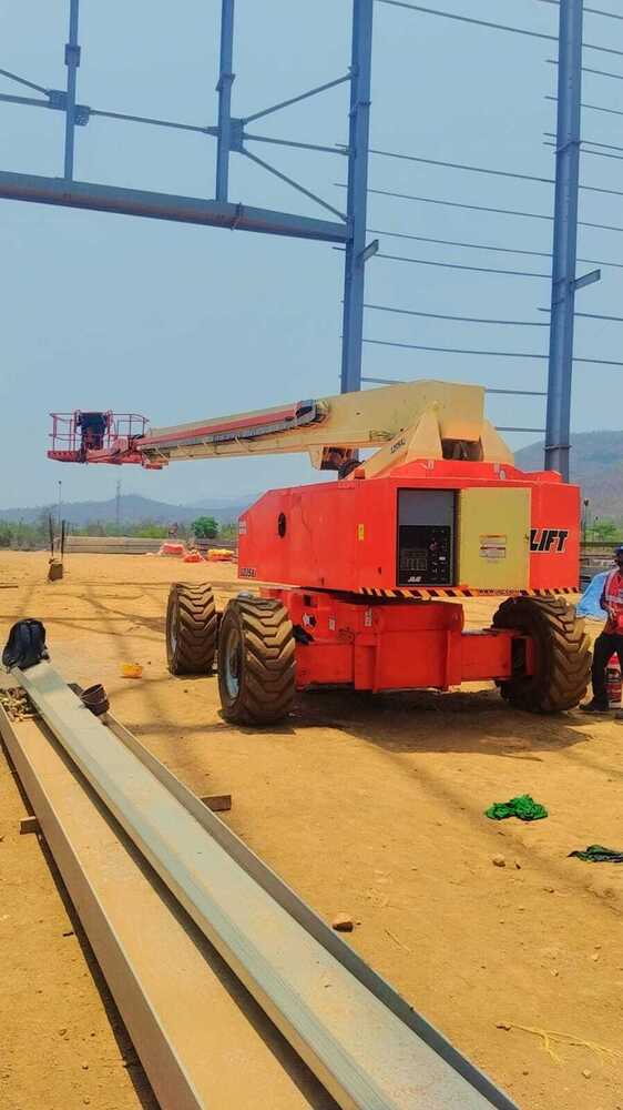 120 SXJ JLG Boom Lift