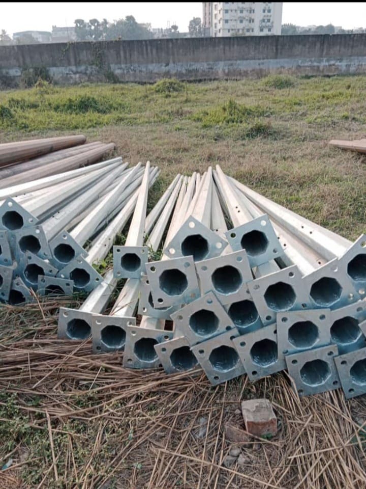 Octagonal Pole - Color: Metallic Silver (Natural Galvanized Finish); Paintable As Required