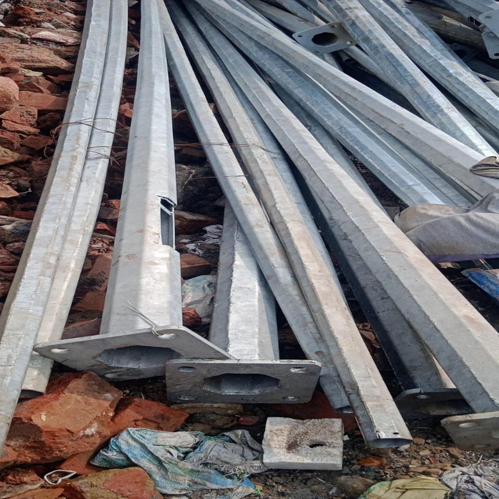 Octagonal Pole - Color: Metallic Silver (Natural Galvanized Finish); Paintable As Required