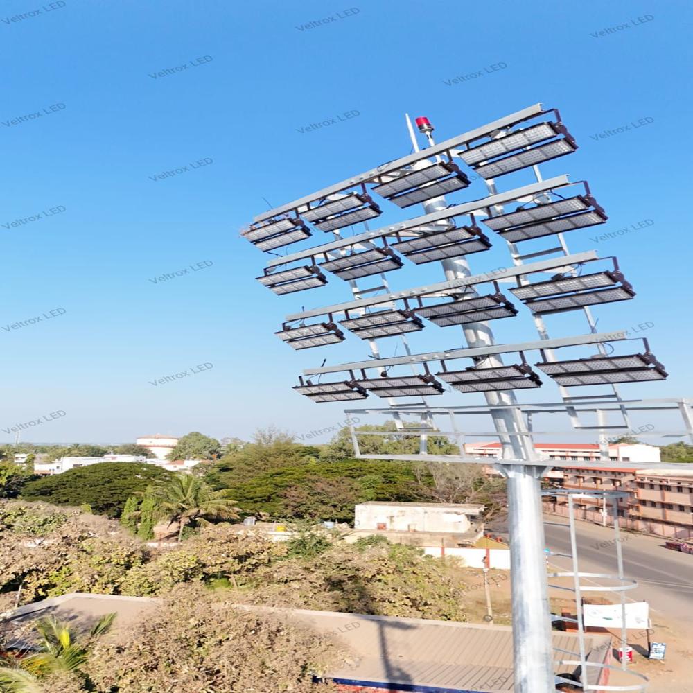 Stadium Mast Pole - Length: 30.5 Meter (M)