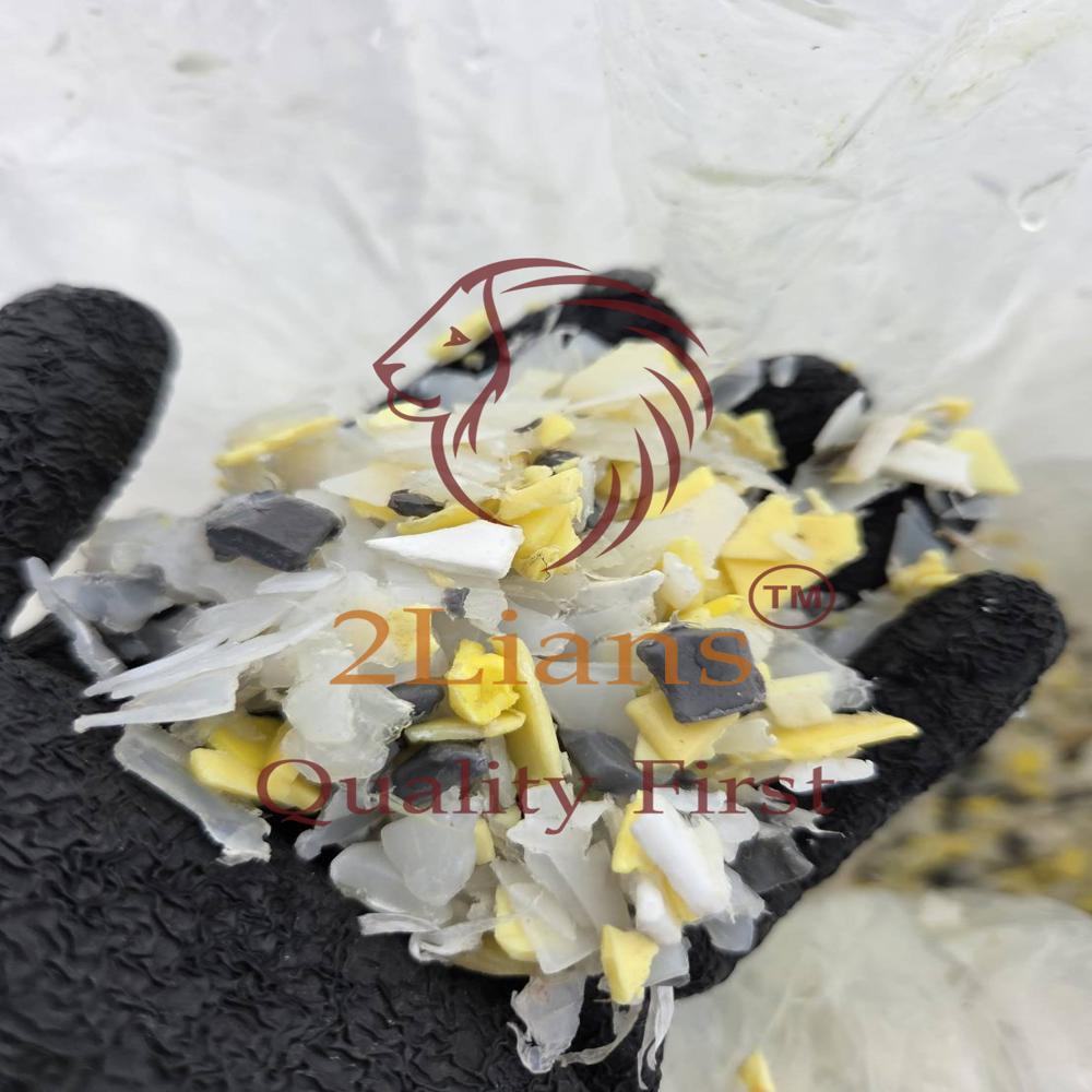 Hdpe From 20L Pails Regrind Mixed Colors - Usage: Use For Recycling