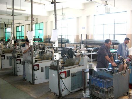 ऑटो लैथ / टर्निंग मशीन