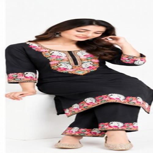 Black Floral Embroidered Kurta Pant Set