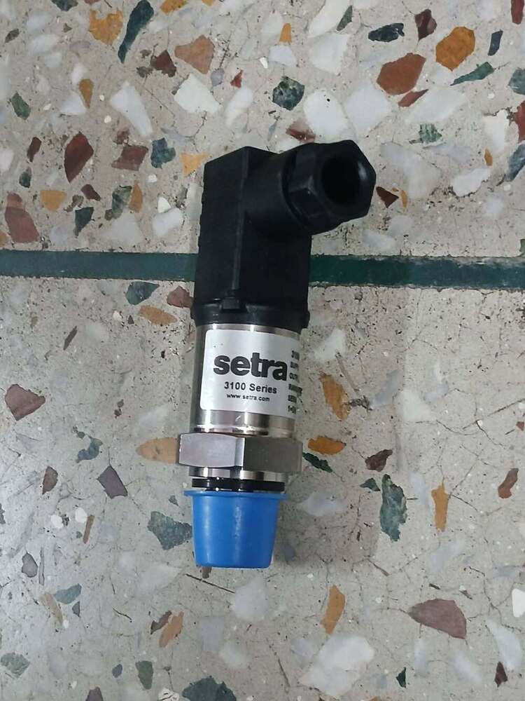 3100B0018G1GB Setra Pressure Transmitter 0-18 Bar