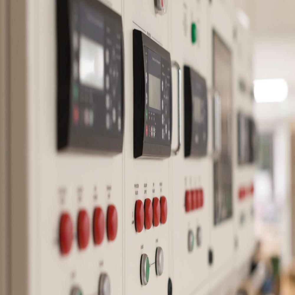 Ac Drive Control Panel - Frequency (Mhz): 50 Hertz (Hz)
