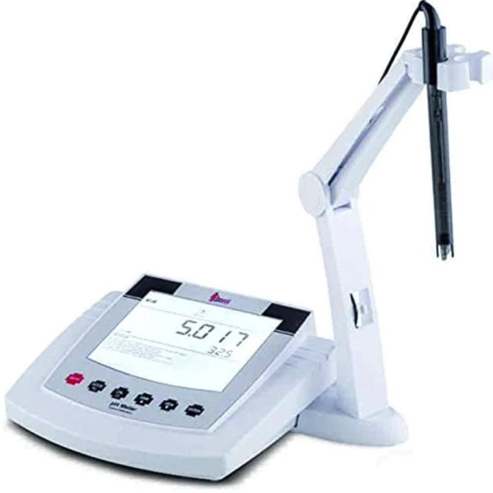 Benchtop Ph Meter Remi - Features: Automatic Temperature Compensation